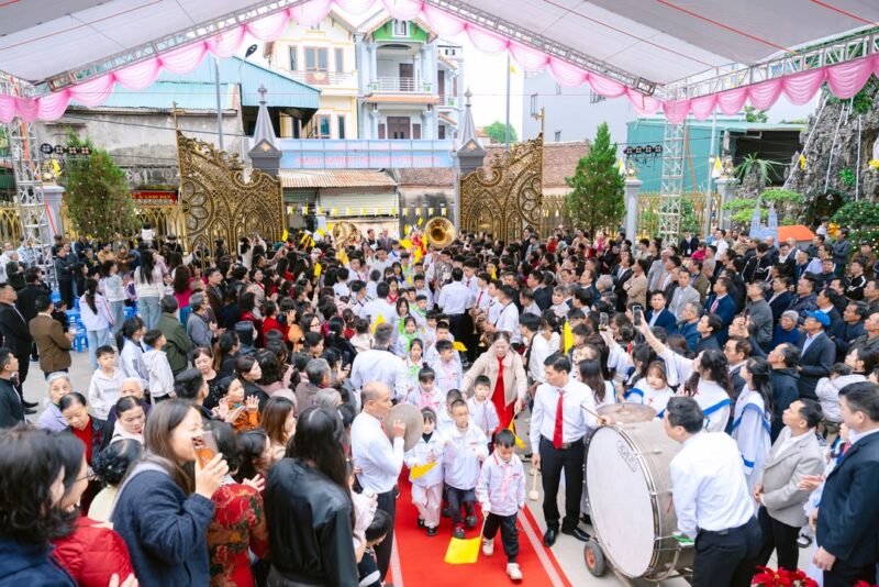 fb-1578851229095483_1268609051977000