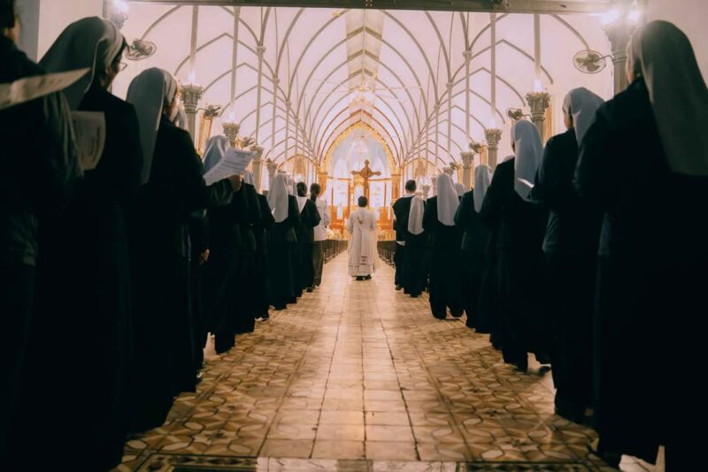 fb-104570015177619_883316677537413