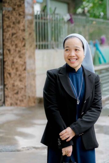 fb-104570015177619_883316677537413