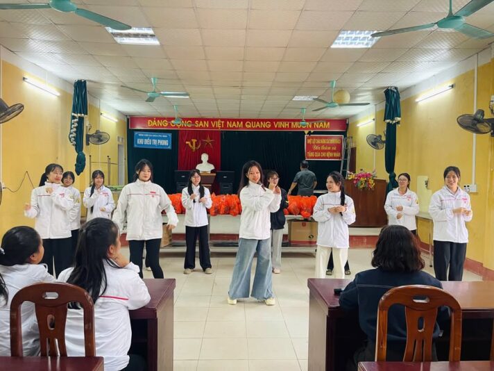 fb-732768673513037_1175266971396852