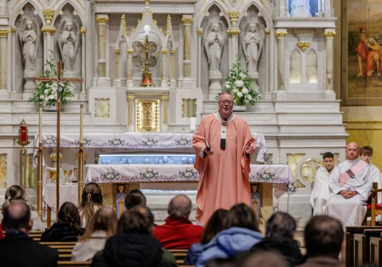 fb-424801330909662_1296938005793207