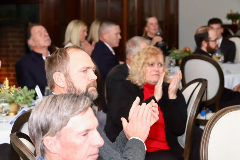 fb-1094082193990443_1318481676988299