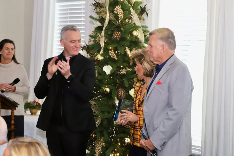 fb-1094082193990443_1318481676988299