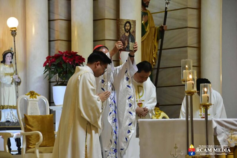 fb-104845338955723_868754955902764