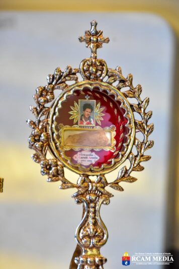 fb-104845338955723_868622099249383