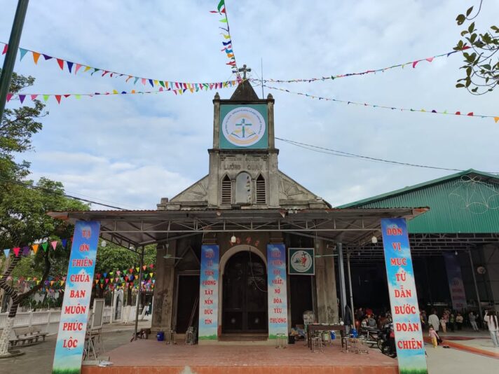 fb-732768673513037_1175438671379682