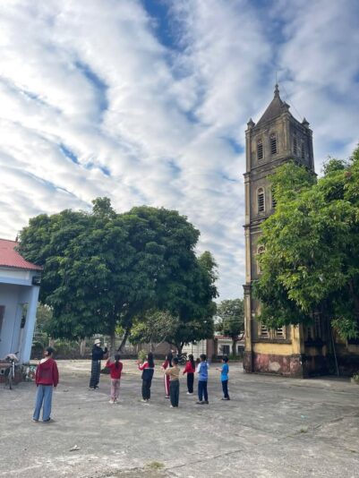 fb-732768673513037_1175406721382877