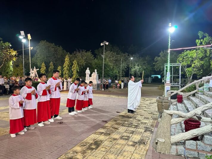 fb-422222558355253_1306693871501076