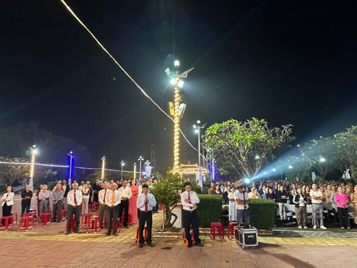 fb-422222558355253_1306693871501076