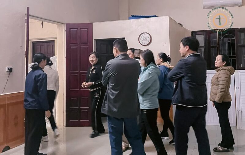 fb-732768673513037_1175492548040961