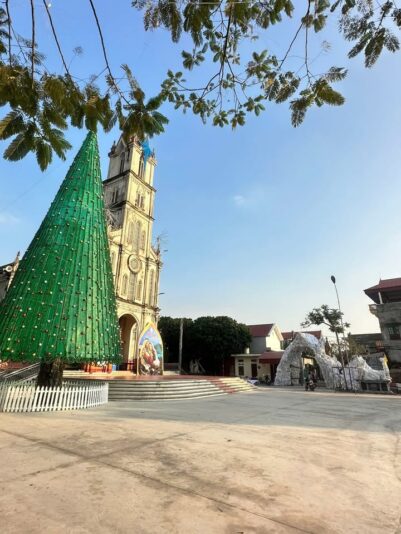 fb-732768673513037_1175485341375015