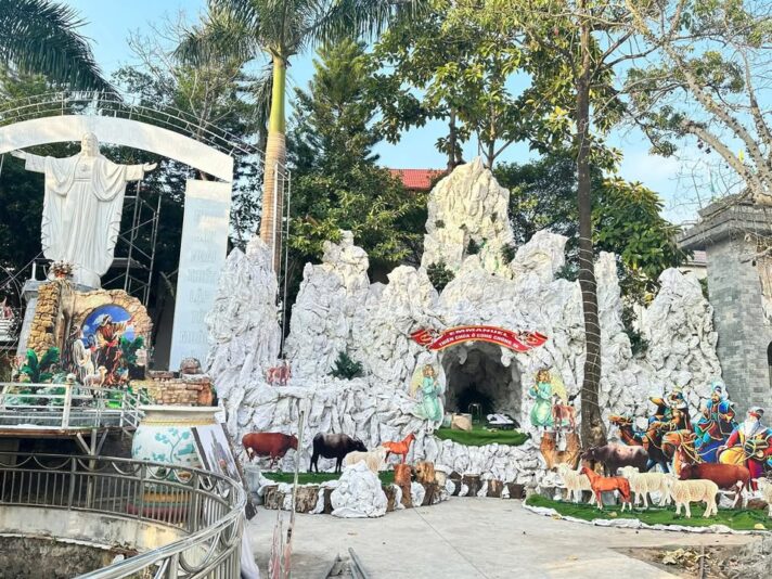 fb-732768673513037_1175485341375015