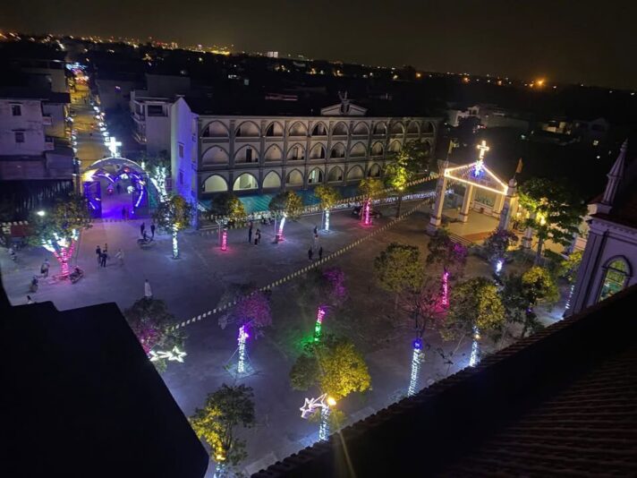 fb-732768673513037_1175438671379682