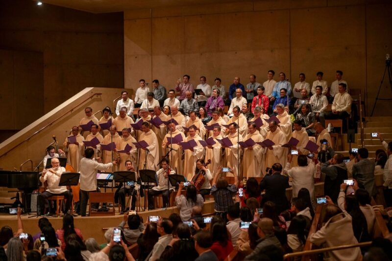 fb-124319130912226_1301528538686238