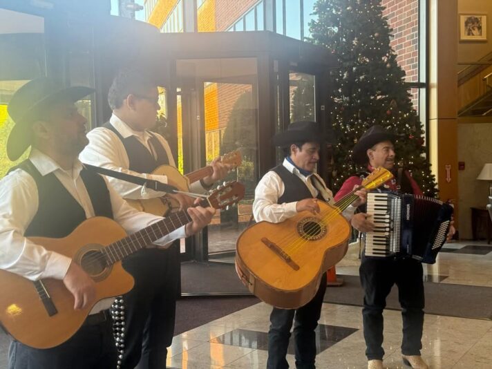 fb-254469157605_1268998388604279