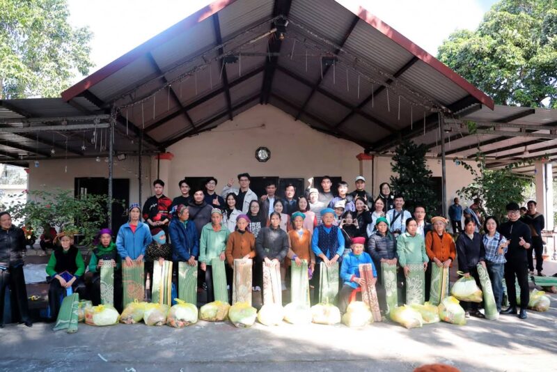 fb-1578851229095483_1270092798495292