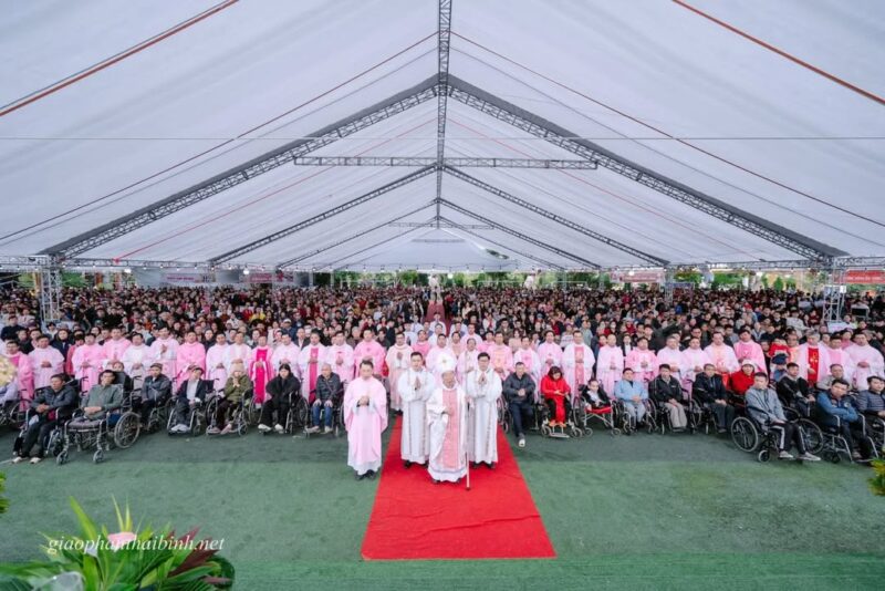 fb-732768673513037_1176246211298928