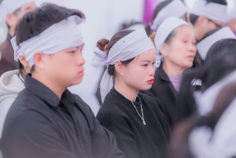 fb-104570015177619_884753804060367