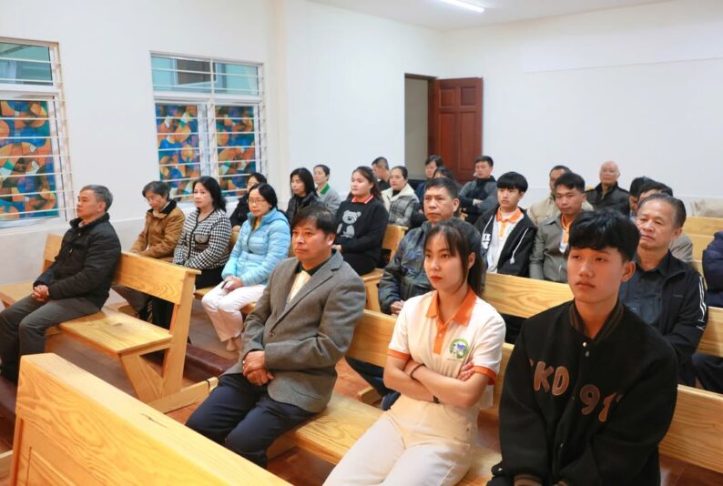 fb-161015470626458_1274530371377701