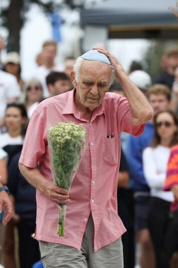 fb-1094082193990443_1319703070199493