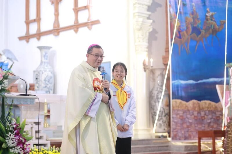 fb-732768673513037_1176652571258292