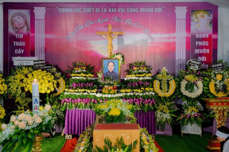 fb-104570015177619_884753804060367