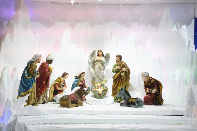 fb-732768673513037_1176837844573098