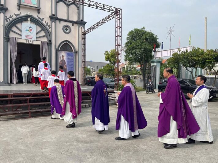 fb-104570015177619_885441593991588