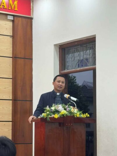 fb-104570015177619_885465983989149