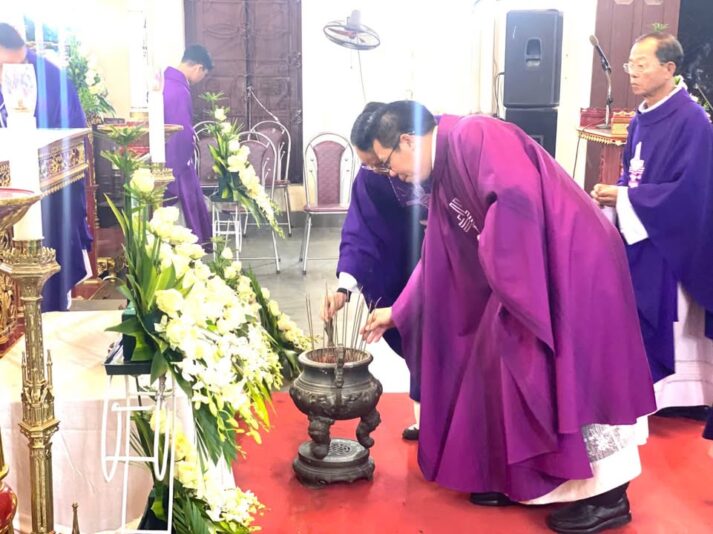 fb-104570015177619_885455857323495