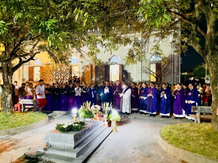 fb-104570015177619_885455857323495