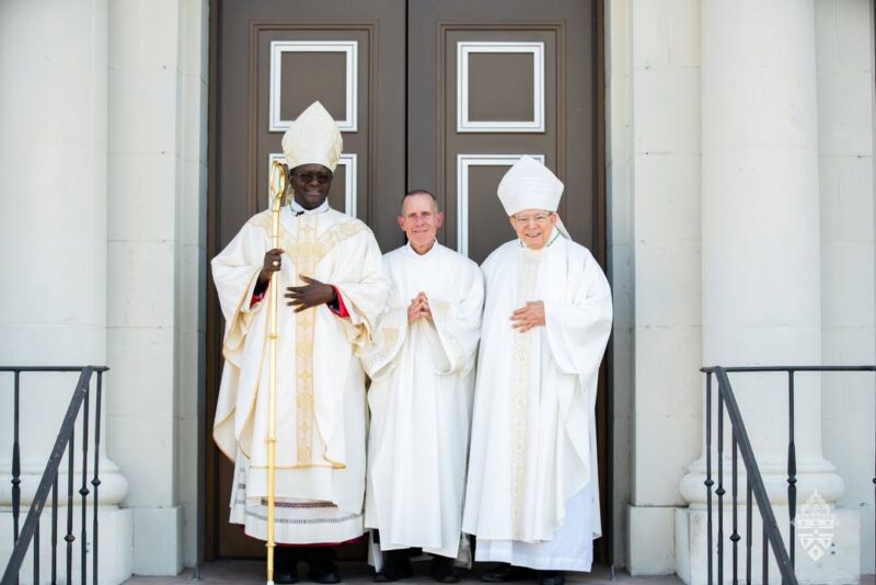 fb-695846880481318_848159114512852