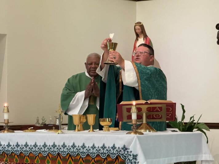 fb-695846880481318_848328054495958