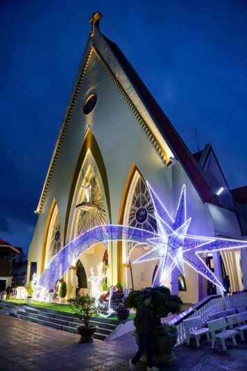 fb-161015470626458_1275596457937759