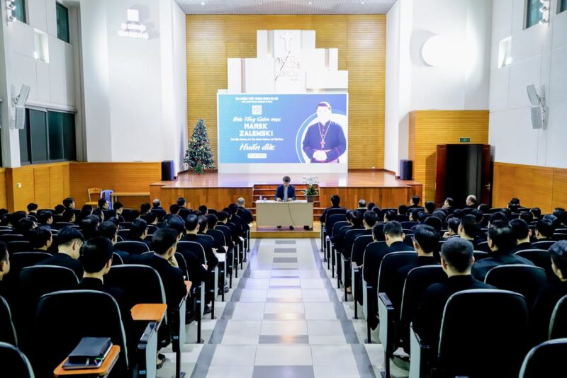 fb-1578851229095483_1271420798362492