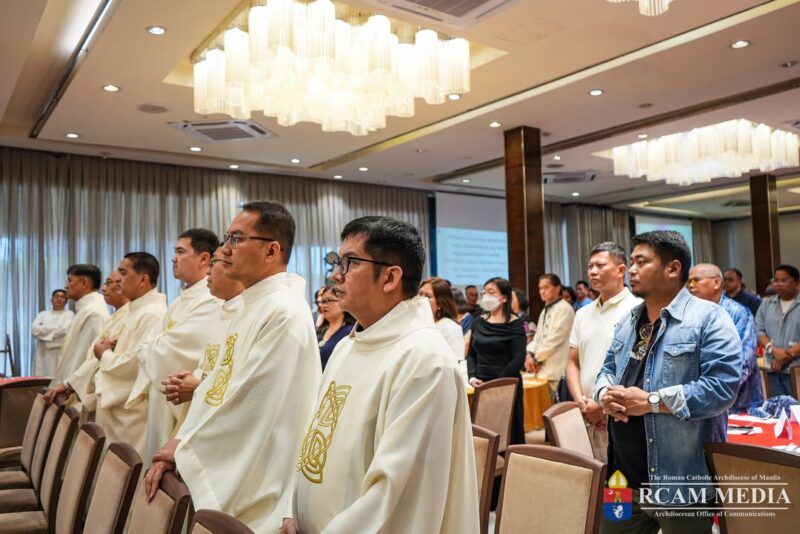 fb-104845338955723_870719372372989