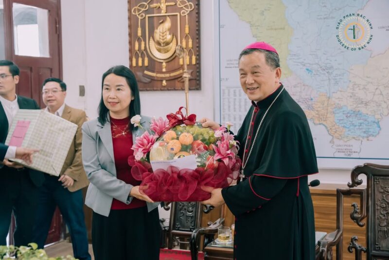 fb-732768673513037_1177657177824498