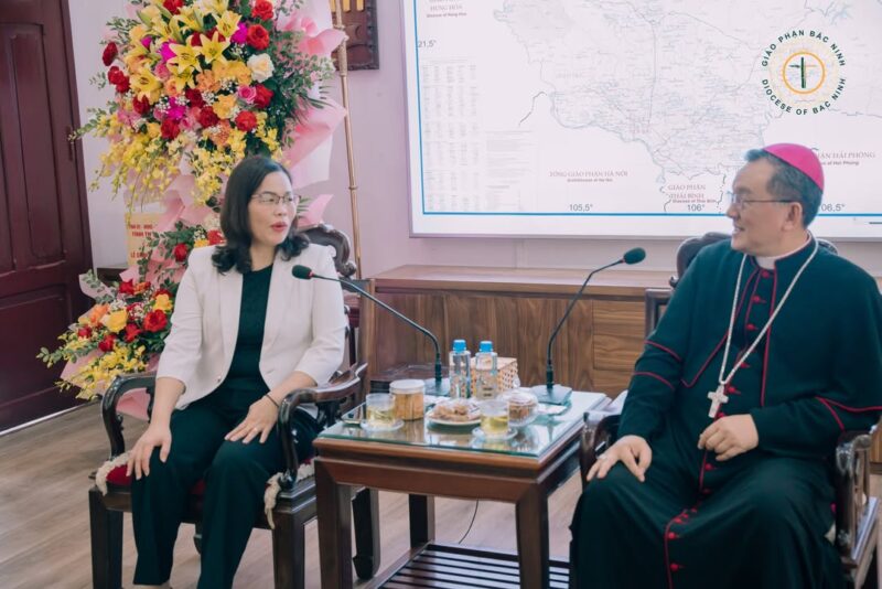 fb-732768673513037_1177638484493034