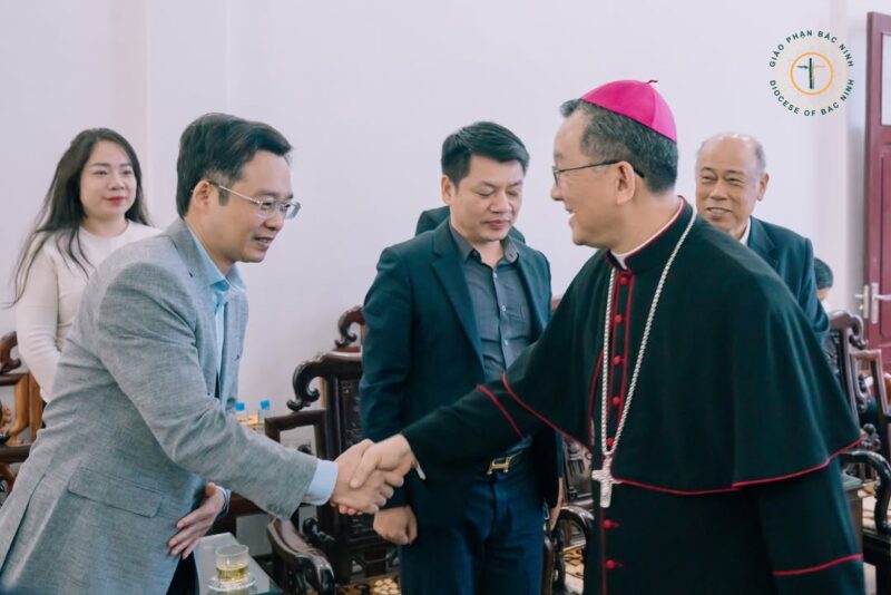 fb-732768673513037_1177638484493034