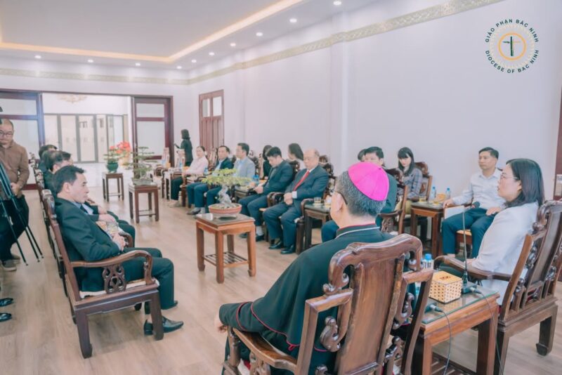 fb-732768673513037_1177638484493034