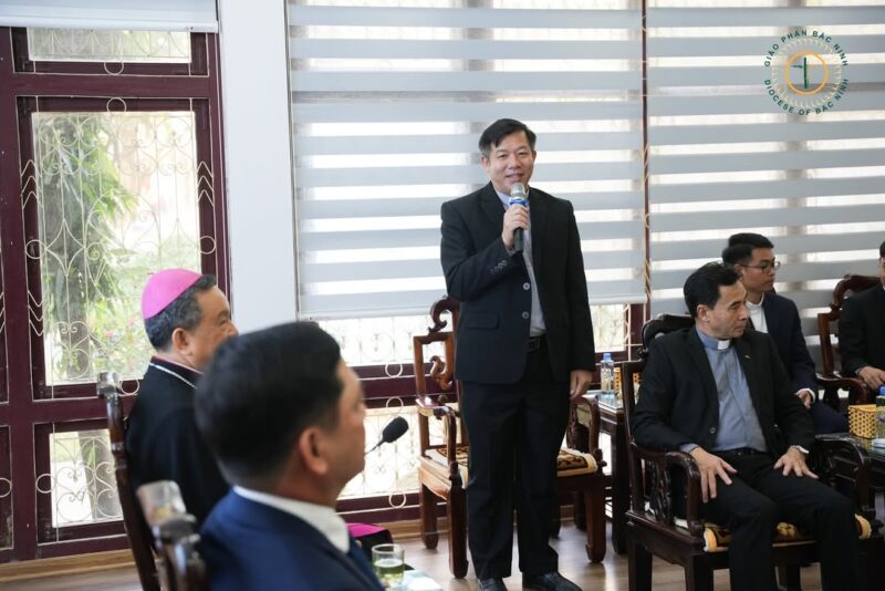 fb-732768673513037_1177545634502319