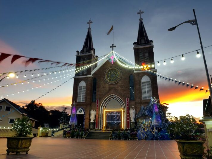 fb-161015470626458_1276355777861827