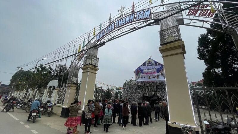 fb-426093730830355_1298003895695276