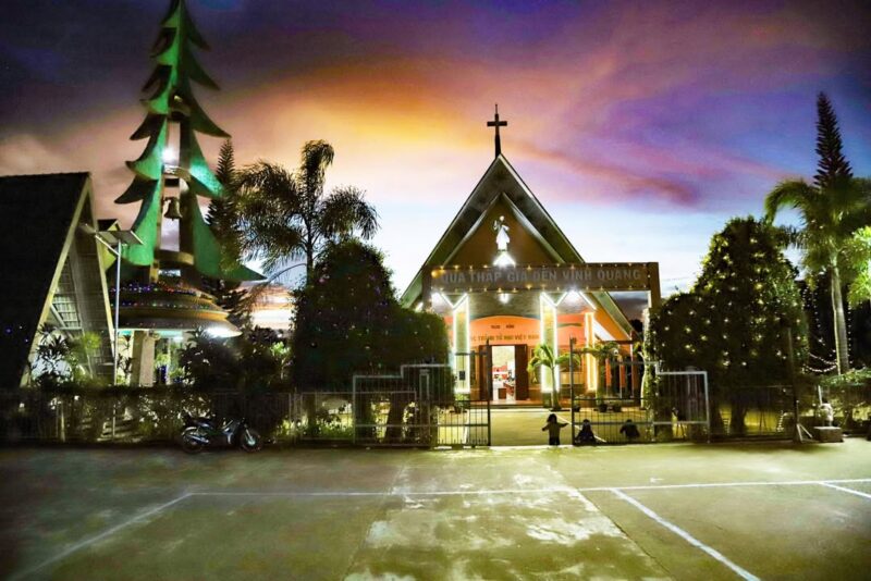 fb-161015470626458_1276849637812441