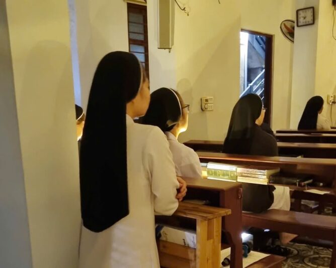 fb-732768673513037_1178115184445364