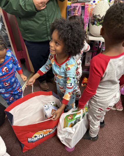 fb-1094082193990443_1322503916586075