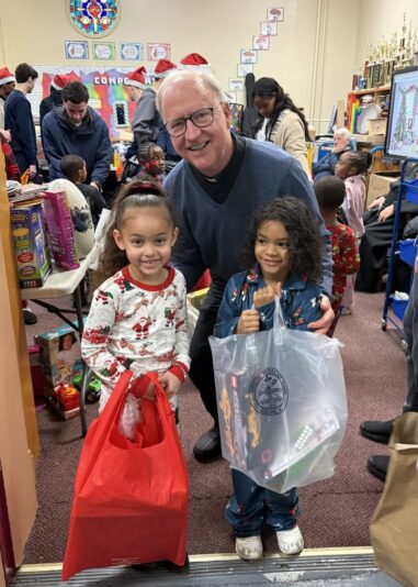 fb-1094082193990443_1322503916586075