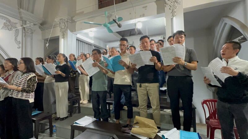 fb-732768673513037_1178793534377529