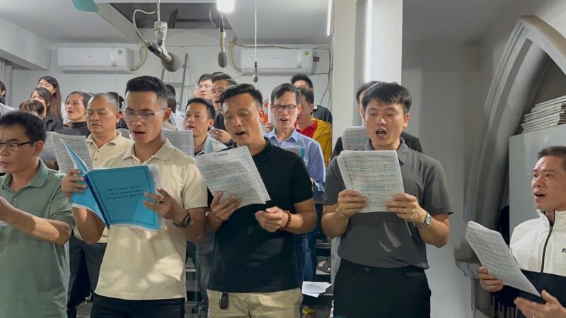 fb-732768673513037_1178793534377529