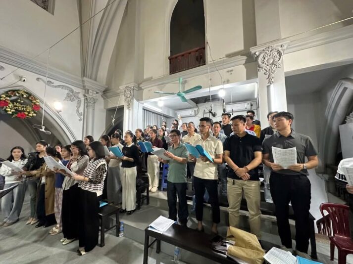 fb-732768673513037_1178793534377529